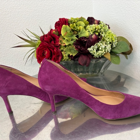 RALPH LAUREN FUCSHIA SUEDE PUMPS - Picture 5 of 7